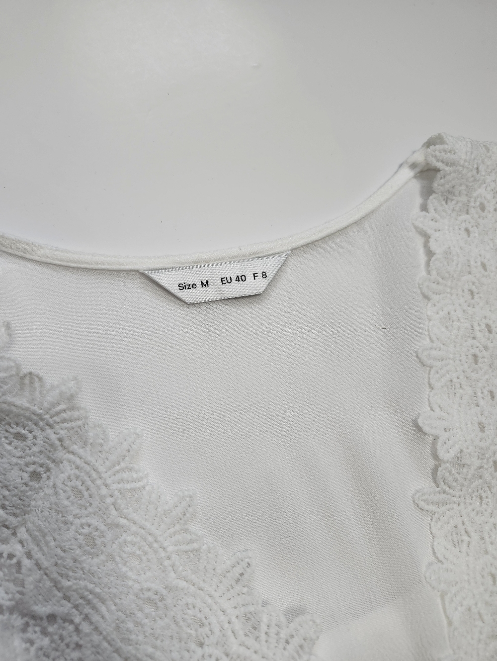 White Crochet V-Neck Boho Top Short Sleeves Cover Up size M - Picture 5 of 10